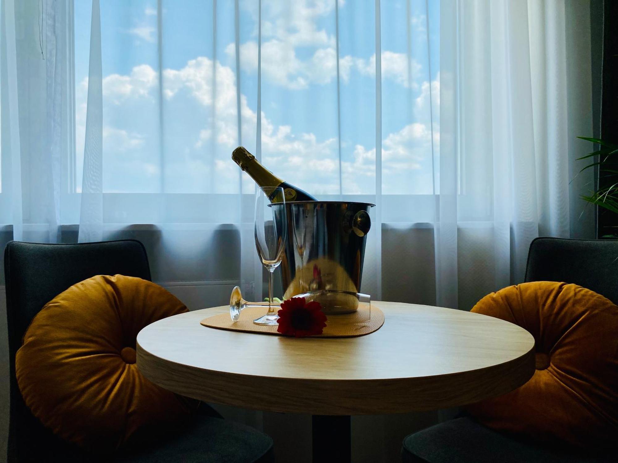 Conrad Comfort Hotell Krasków