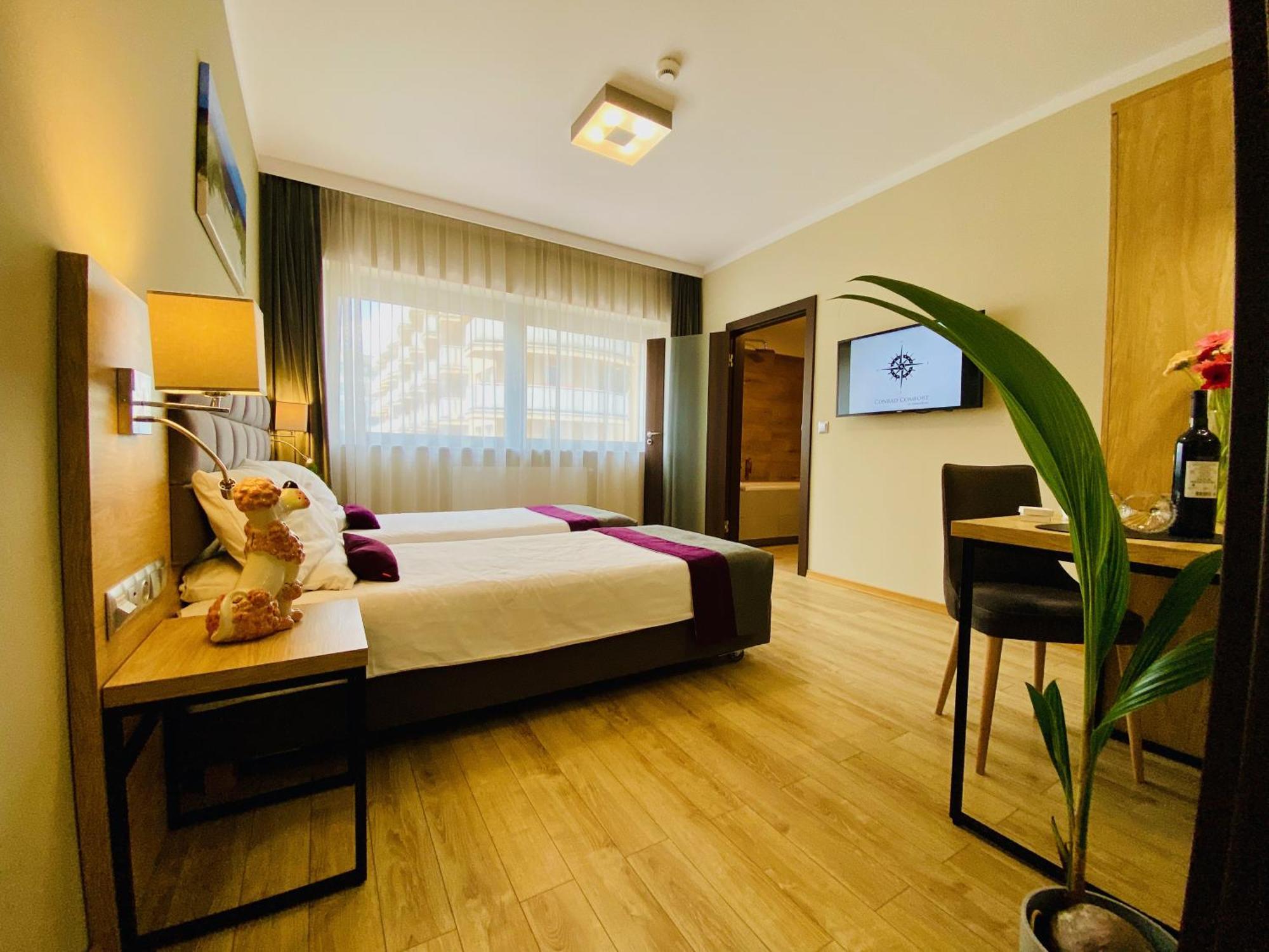 Hotell Conrad Comfort Krasków